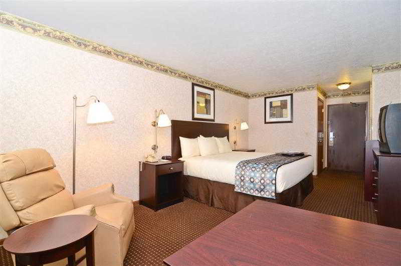 Baymont By Wyndham Danville Il Exteriör bild