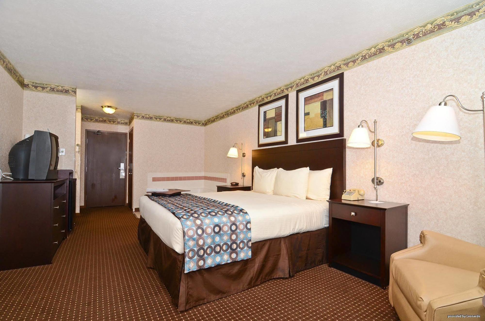 Baymont By Wyndham Danville Il Exteriör bild